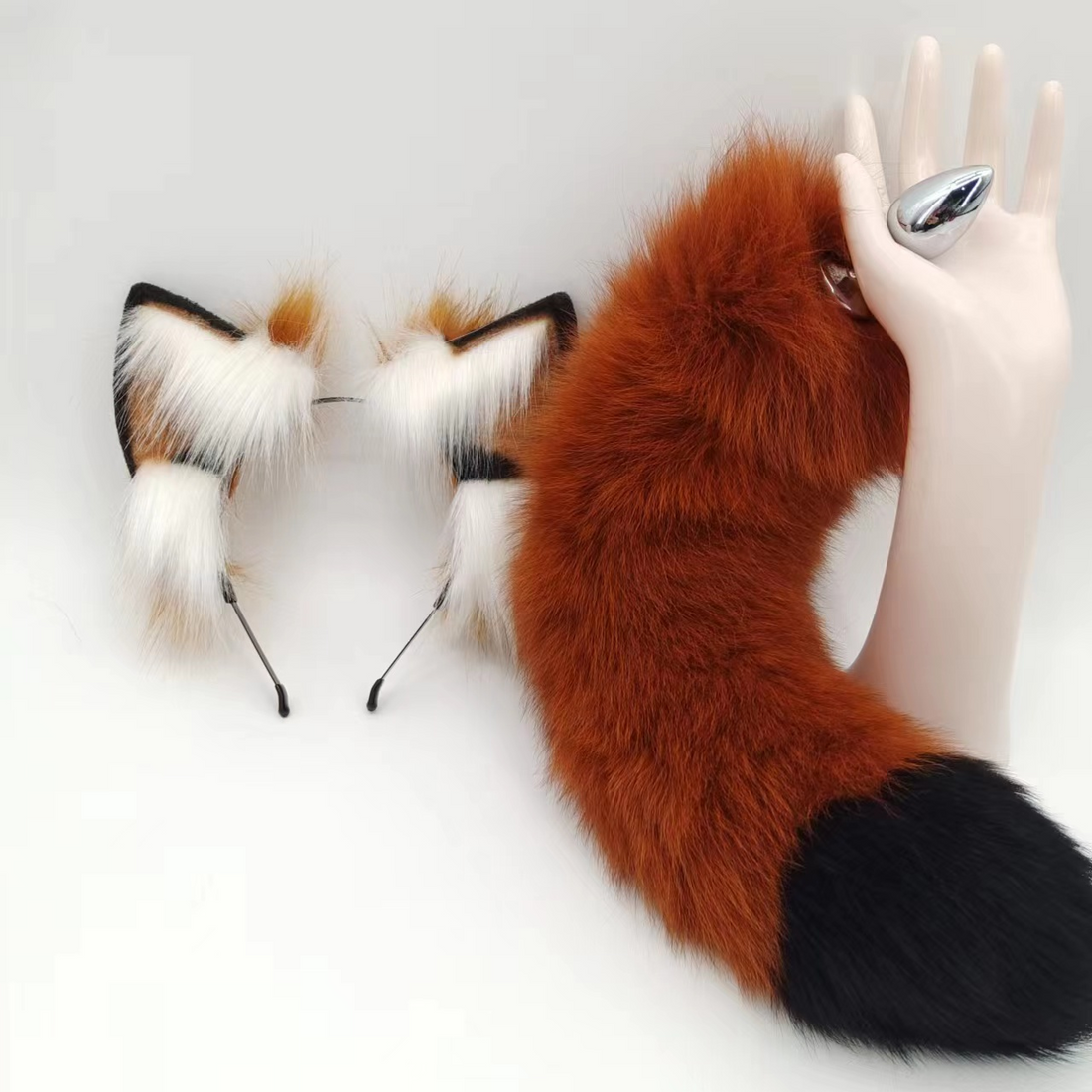 Cute Fox Tail Butt Plug de Metal 38,1 cm